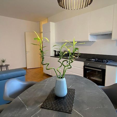 The Little Duck - Modern Apartment With Balcony Côme Extérieur photo