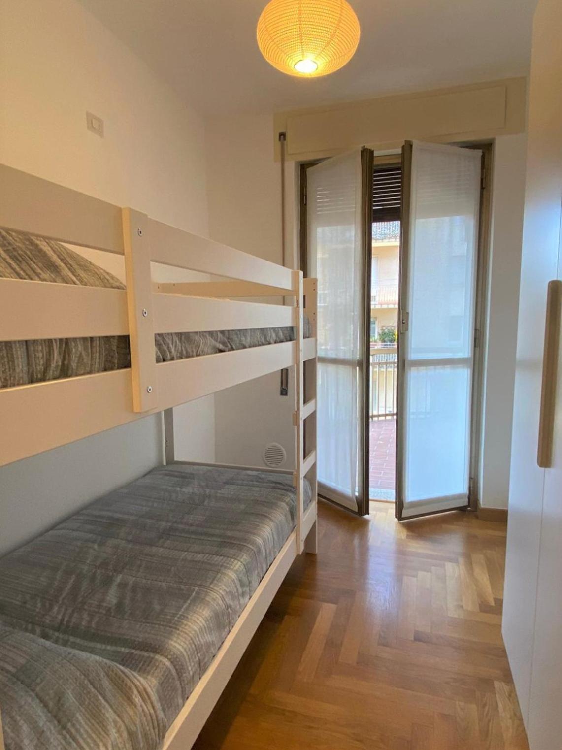 The Little Duck - Modern Apartment With Balcony Côme Extérieur photo