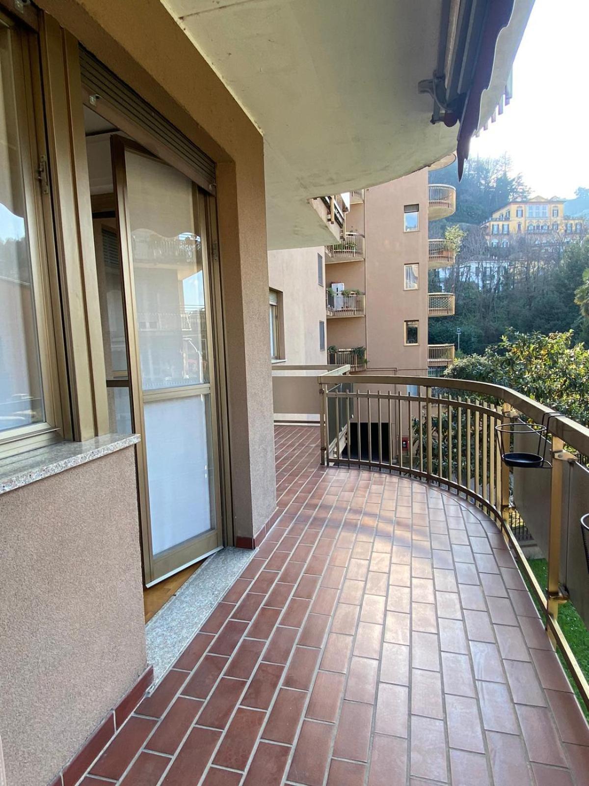 The Little Duck - Modern Apartment With Balcony Côme Extérieur photo
